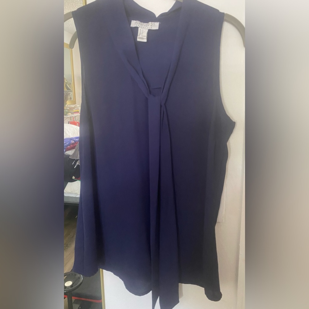 Forever 21 Blue Top Size Small